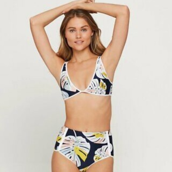 Lspace Bikini Bottoms NWOT. Have both tops available - Picture 12 of 12